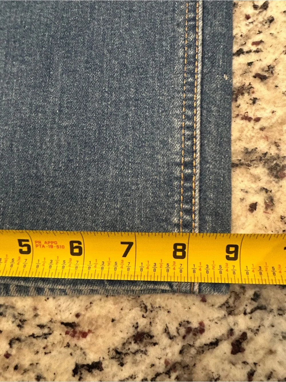 Levis straight leg